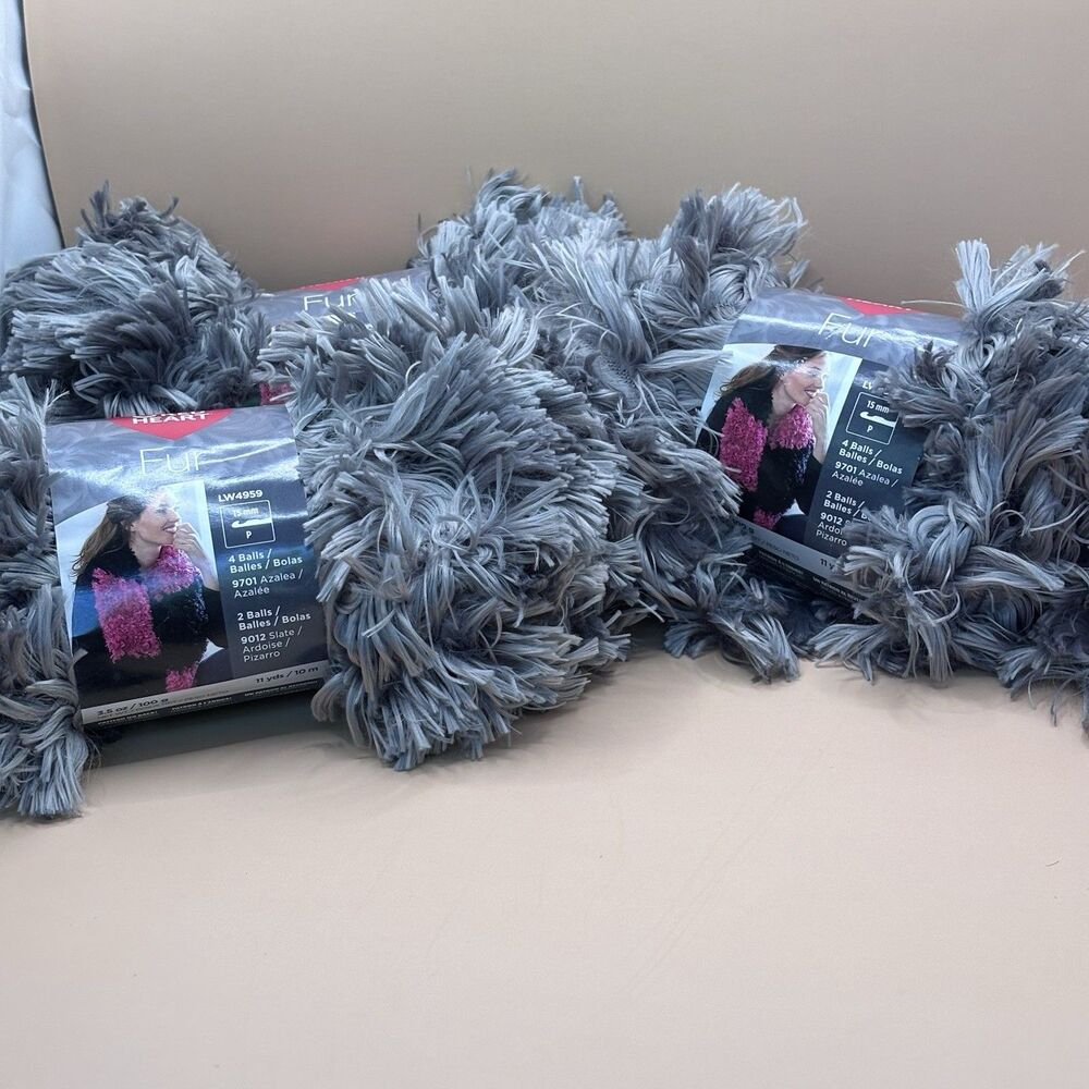 Red Heart Fur Slate Smoke 3 Skeins 3.5oz 11 Yrds 7 Jumbo Yarn Rare to find